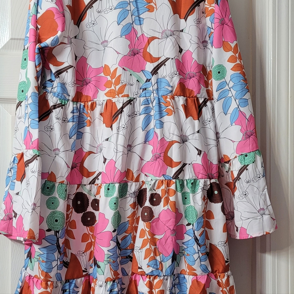 New W/O Tags Size Large. Flutter Sleeves. Polyest… - image 5